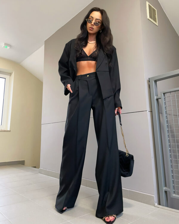Eleganckie spodnie z wiskozy Monica Czarne
