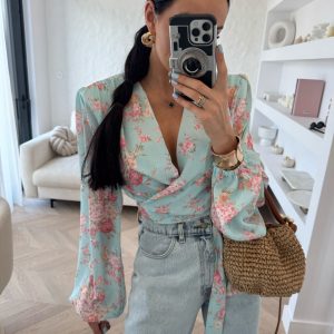 Szyfonowa wiązana bluzka z wiskozy LaMilla w kwiaty